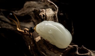 属猴属羊车里放什么物件 哪些汽车摆件适合属猴属羊人