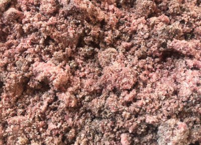 骨粉兑水浇花还是埋在土里好 怎么操作制作骨粉给花浇肥