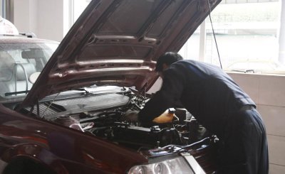 冷车启动抖动过一会就正常怎么解决 冷车启动抖动的原因