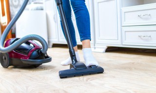 怎么把家里地板清洁干净 任何把家里地板清洁干净