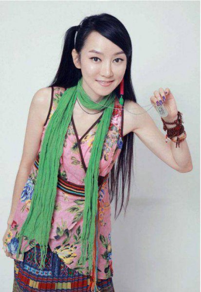 萨顶顶原名叫什么