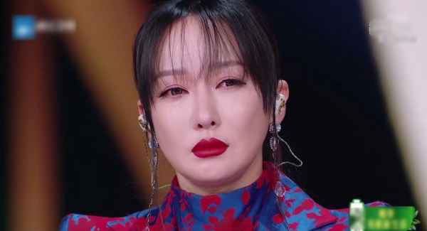 萨顶顶原名叫什么