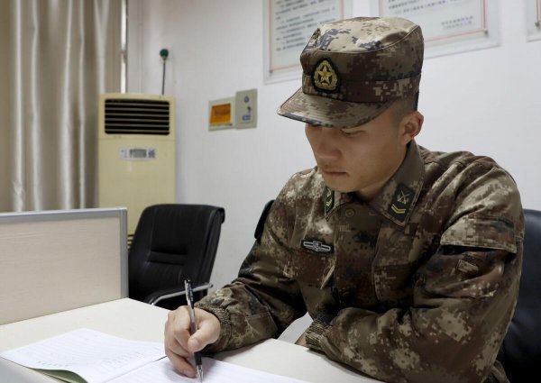 部队文书是干什么的