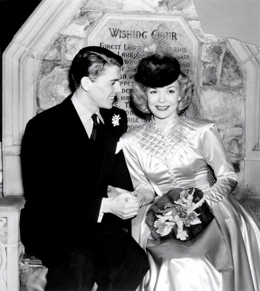 美国演员总统里根简介