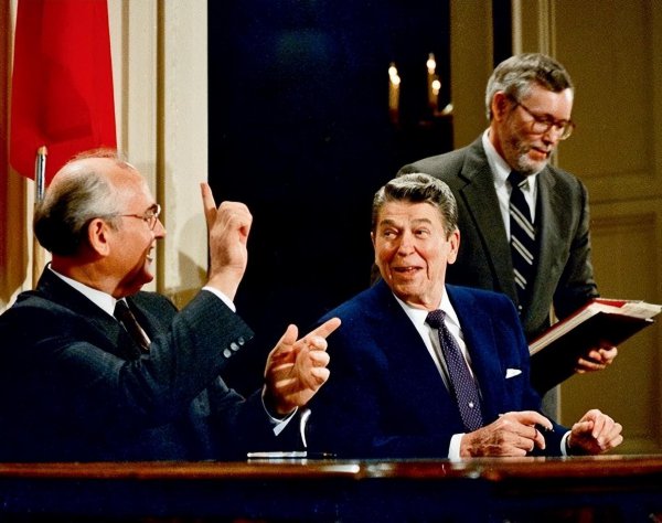 美国演员总统里根简介