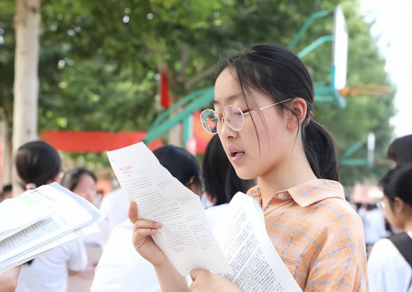 河南为什么高考人数那么多