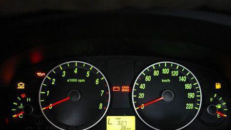 obd系统指示灯亮起是什么原因