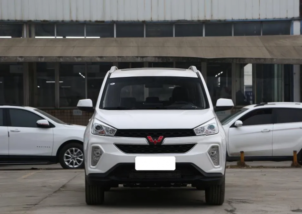 五菱宏光s和宝骏360哪个耐用