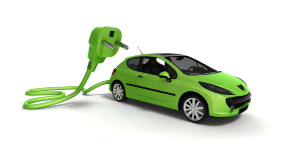 买燃油车还是新能源车哪个好