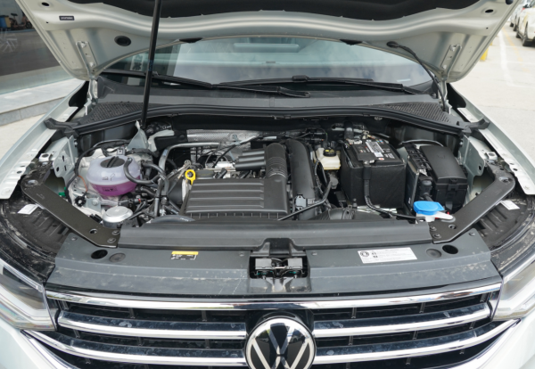 买燃油车还是新能源车哪个好