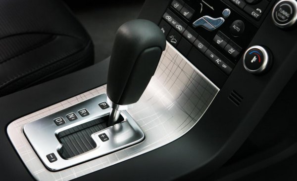 为什么不建议新手开自动挡