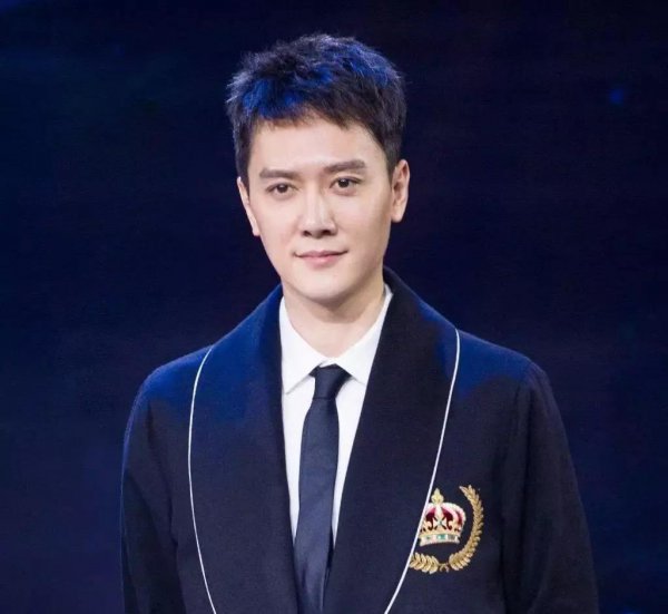 冯绍峰家境情况到底怎么样