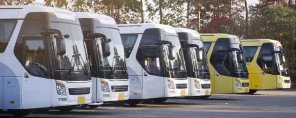 冬天冷车启动怎么升档