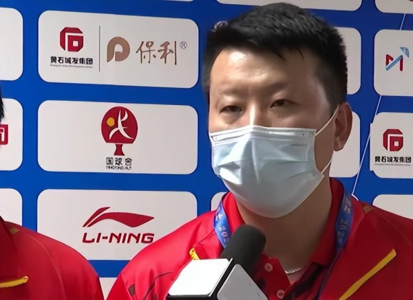 乒乓球员张超简介