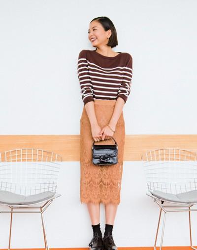 蕾丝半身裙搭配什么上衣好看