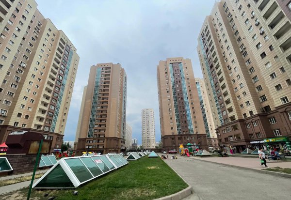 哈萨克斯坦人口面积简介