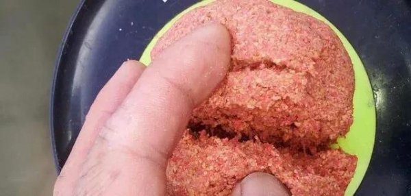 拉饵开饵技巧手法教程