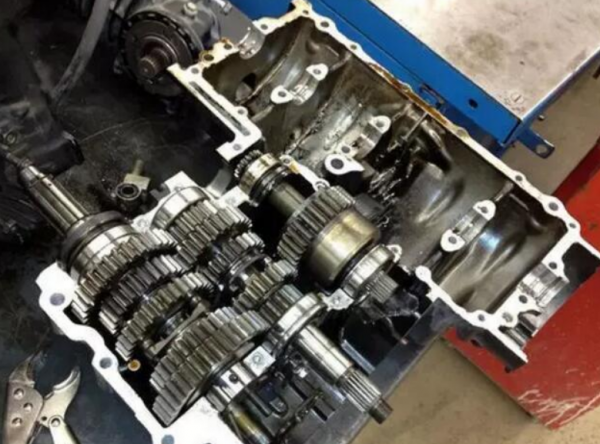 6at变速箱和cvt哪个好