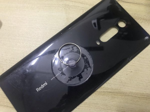 手机后盖怎么打开教程