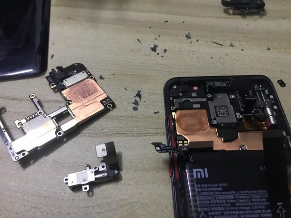 手机后盖怎么打开教程