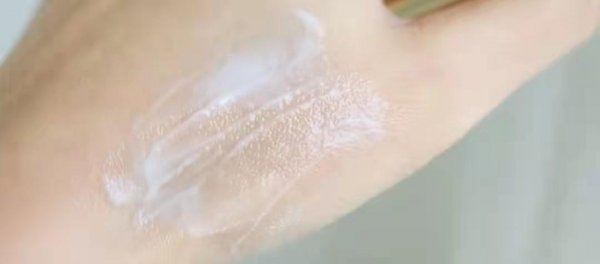 眼霜哪个牌子抗皱去眼袋效果最好