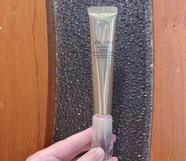 眼霜哪个牌子抗皱去眼袋效果最好