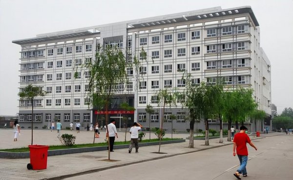 录取分数线最低的大学