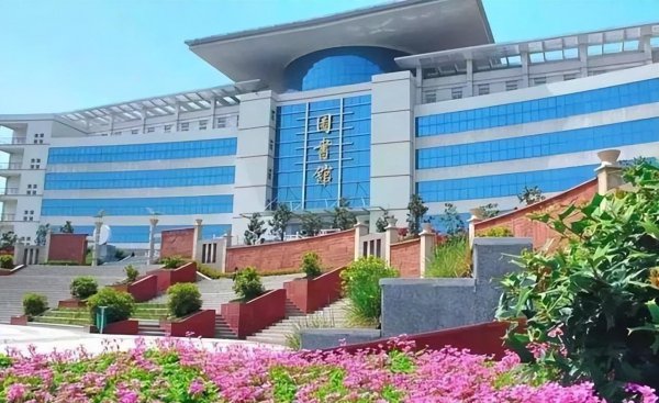 录取分数线最低的大学