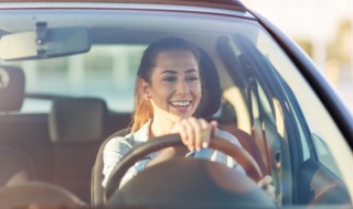 高档汽车驾驶需注意哪些 如何驾驶高档汽车