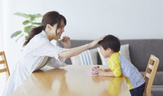 17岁叛逆期的男孩有多可怕 17岁叛逆期的男孩会怎么样