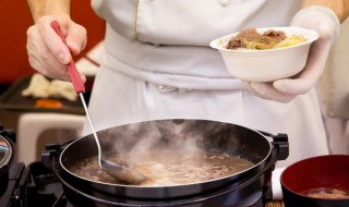 枸杞鸽子汤怎么炖 枸杞鸽子汤如何炖