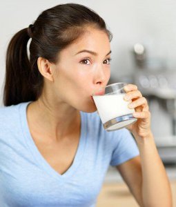 纯牛奶没营养价值 牛奶这样喝没有营养价值