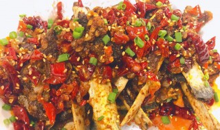 手撕羊排的正宗做法 外酥里嫩味道足的手撕羊排怎么做