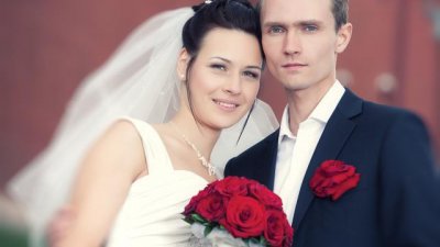 结婚可以不迁户口吗 女人异地结婚必须把户口迁走吗