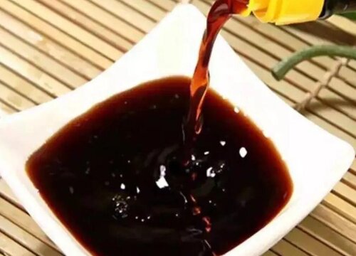 食用醋可以浇花吗