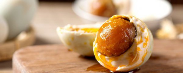 咸蛋放久了能吃吗