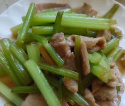 芹菜需要焯水吗