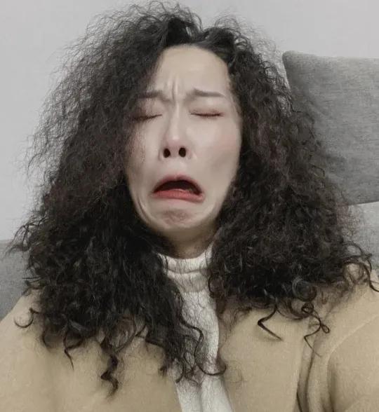 头发干的像杂草一样怎么办