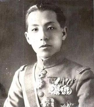 关于张学良的一生简述