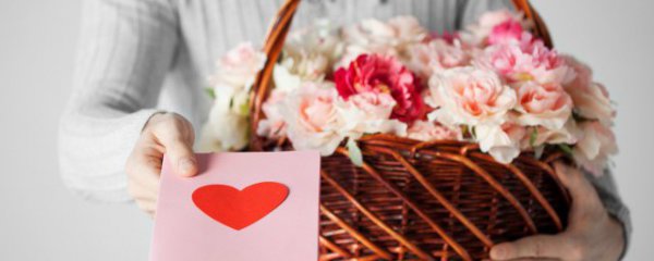 男友圣诞礼物送什么花