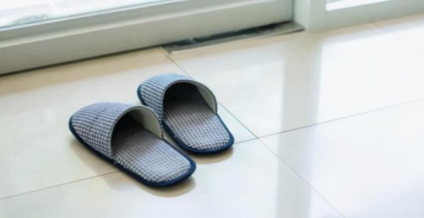 鞋子本来不臭洗完发臭原因