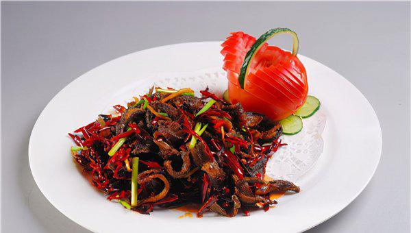 养殖泥鳅一亩赚多少钱