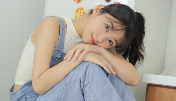 女生爱你的表现和特征