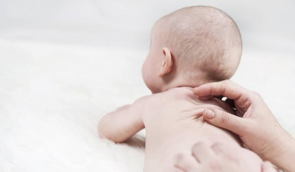 去背部寒气的小妙招