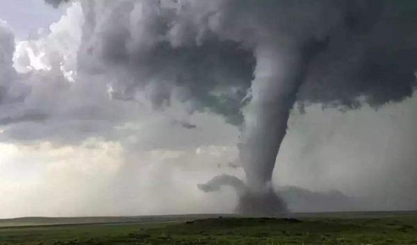 龙卷风的形成原理简单解释