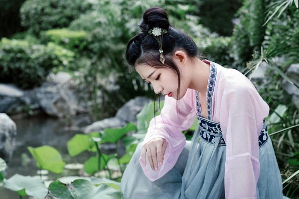 摩羯男为何最宠双子女