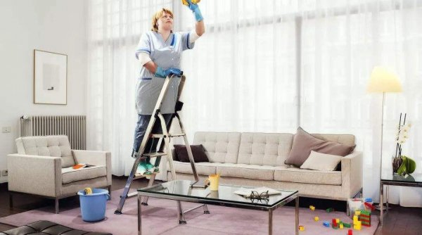 灯光下的小飞虫怎么消灭