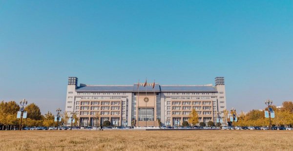 郑州是副省级城市吗