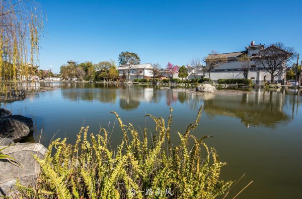 洱海的海拔是多少米