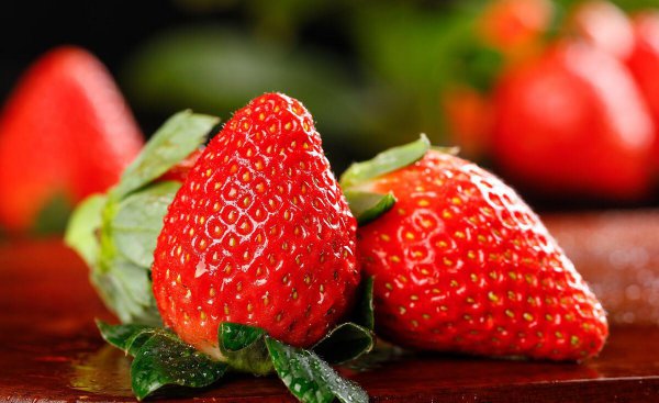 哪种草莓最甜最好吃还容易种植